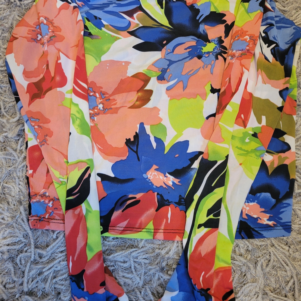 Vibrant Floral Kids Rashguard Set - Picture 8 of 10